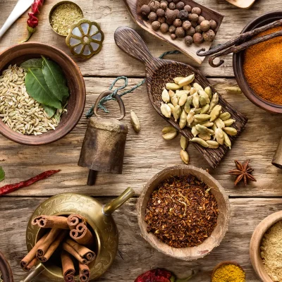 spices-PTAV5M9_1370x